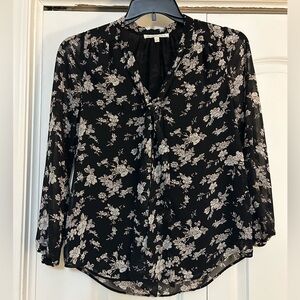 Daniel Rainn Top with Tie Front - Size S